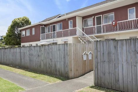 Photo of property in 6/773 Beach Road, Browns Bay, Auckland, 0630