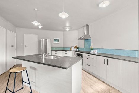 Photo of property in 20a Kowhai Street, Castlecliff, Whanganui, 4501