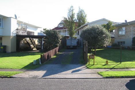 Photo of property in 1/9 Sorrel Crescent, Bucklands Beach, Auckland, 2012