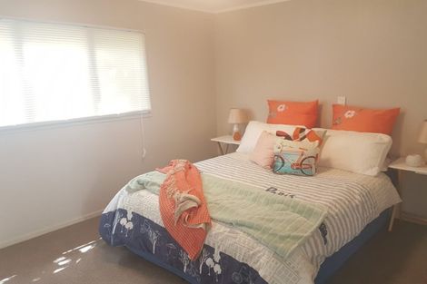 Photo of property in 4 Jenkins Place, Manurewa East, Auckland, 2102