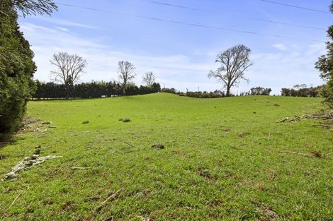 Photo of property in 24 Eagle Street, Welcome Bay, Tauranga, 3112