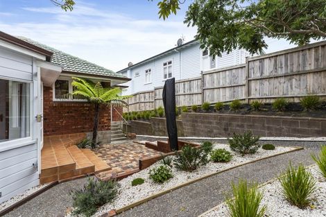 Photo of property in 1/42 Kawerau Avenue, Devonport, Auckland, 0624