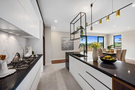 Photo of property in 8 Lumber Rise, Swanson, Auckland, 0614