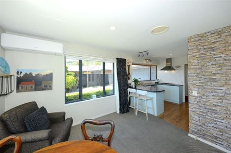 Photo of property in 6 Hamlet Lane, Heathcote Valley, Christchurch, 8022