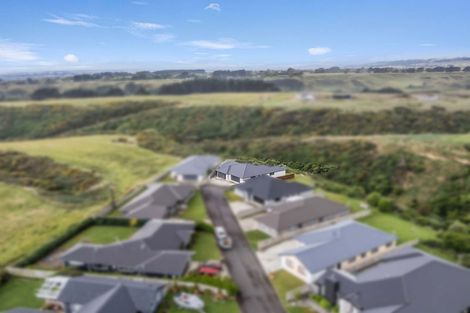 Photo of property in 42 Silicon Way, Fitzherbert, Palmerston North, 4410