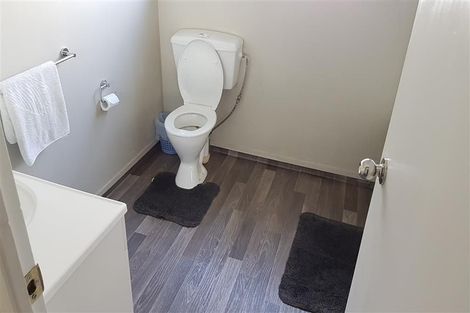 Photo of property in 3 Robertson Road, Favona, Auckland, 2024