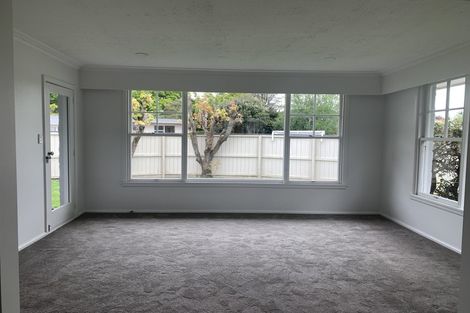 Photo of property in 298 Avonhead Road, Ilam, Christchurch, 8041