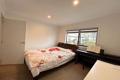 Photo of property in 17 Frank Gill Road, Hobsonville, Auckland, 0616