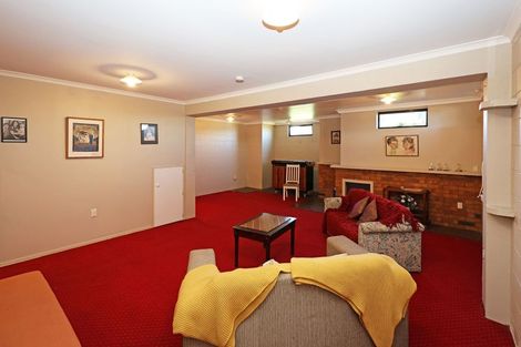 Photo of property in 11 Leven Street, South Hill, Oamaru, 9400