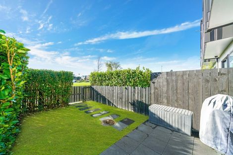 Photo of property in 17 Alliance Lane, Papakura, 2110