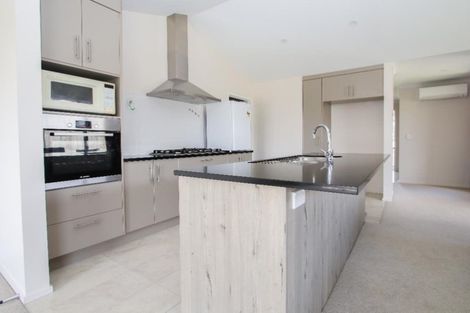 Photo of property in 14 Teatree Close, Huntington, Hamilton, 3210