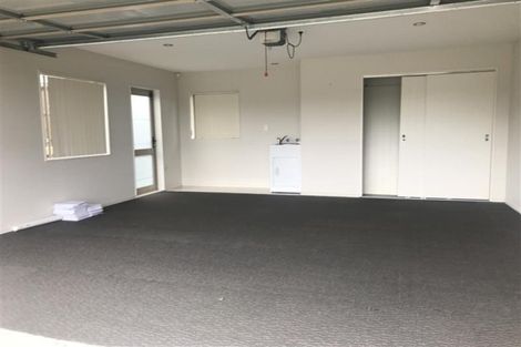 Photo of property in 7 John Broad Place, Flat Bush, Auckland, 2019