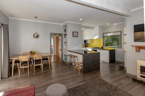 Photo of property in 22 Enfield Road, Hospital Hill, Napier, 4110