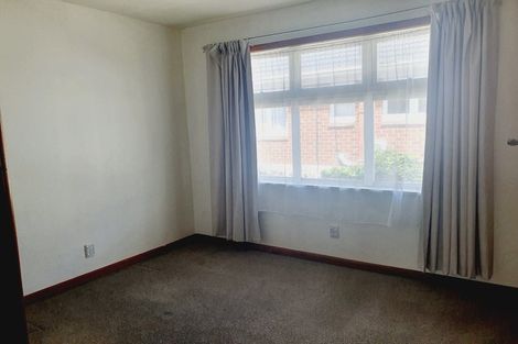 Photo of property in 30 Golf Road, New Lynn, Auckland, 0600