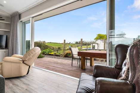 Photo of property in 98 Vineyard Road, Te Kauwhata, 3782