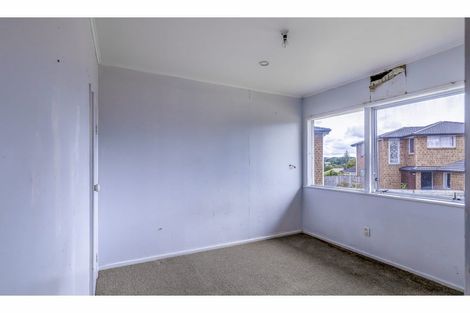 Photo of property in 33c Farquhar Road, Glendene, Auckland, 0602