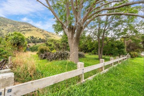 Photo of property in 1194 Okains Bay Road, Okains Bay, 7583