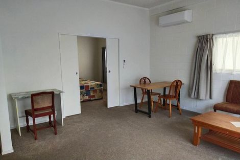 Photo of property in 7 Nui Mana Place, Te Atatu South, Auckland, 0610