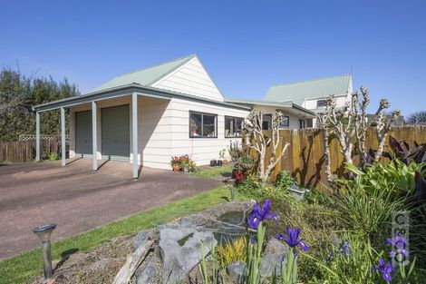 Photo of property in 18 Tapu Road, Huapai, Kumeu, 0810