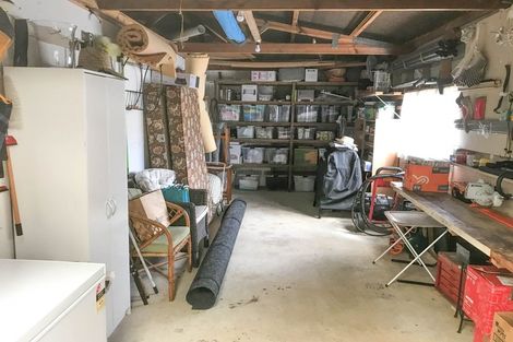 Photo of property in 19 West Crescent, Te Puru, Thames, 3575