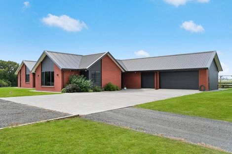 Photo of property in 402 Lake Road, Horsham Downs, 3791