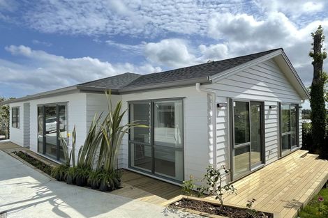 Photo of property in 13b Stott Avenue, Birkdale, Auckland, 0626