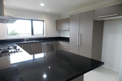 Photo of property in 8 Tongariro Drive, Aotea, Porirua, 5024