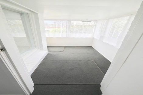 Photo of property in 1/6 Hart Road, Hauraki, Auckland, 0622