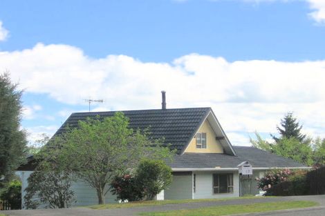 Photo of property in 12 Normand Place, Richmond Heights, Taupo, 3330