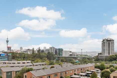 Photo of property in Luna Apartments, 4m/16 Burton Street, Grafton, Auckland, 1010
