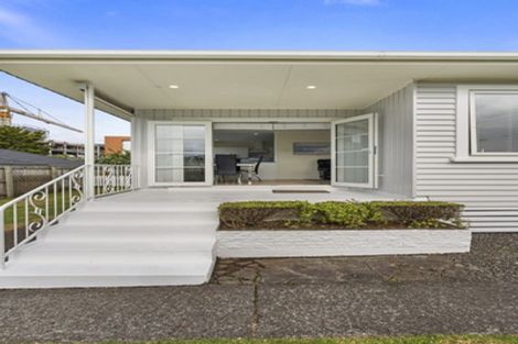 Photo of property in 51 Lyn Street, Lynmouth, New Plymouth, 4310