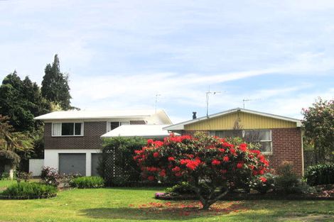 Photo of property in 4 Amokura Street, Fairy Springs, Rotorua, 3015