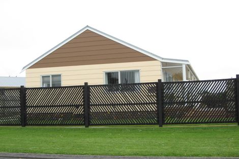 Photo of property in 89 Ranfurly Street, Waitara, 4320