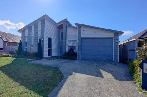 Photo of property in 17 Kuawa Drive, Kumeu, 0810