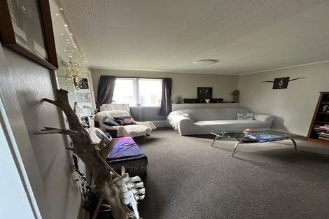 Photo of property in 10 George Street, Waitara, 4320