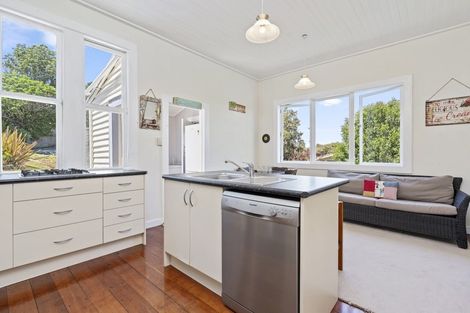 Photo of property in 7 Brind Road, Russell, 0202