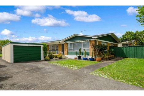 Photo of property in 1/8 Matuhi Rise, Henderson, Auckland, 0612