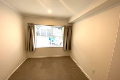 Photo of property in 3/48 Paremata Crescent, Paremata, Porirua, 5024