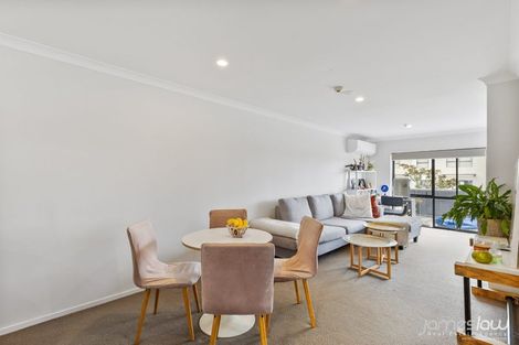 Photo of property in 9/46 Carlos Drive, Flat Bush, Auckland, 2016