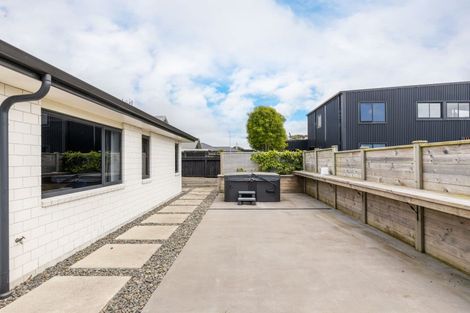 Photo of property in 31 Keene Drive, Bell Block, New Plymouth, 4312
