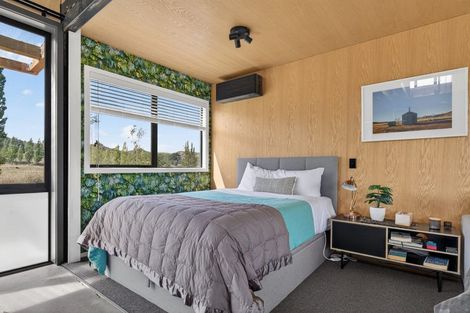 Photo of property in 1535a Teviot Road, Millers Flat, Roxburgh, 9572