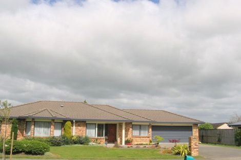 Photo of property in 12 Loveridge Place, Morrinsville, 3300
