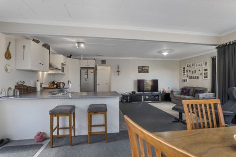 Photo of property in 140 Miranda Street, Stratford, 4332