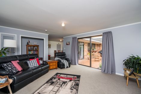 Photo of property in 45 Warbler Way, Mangawhai, 0573