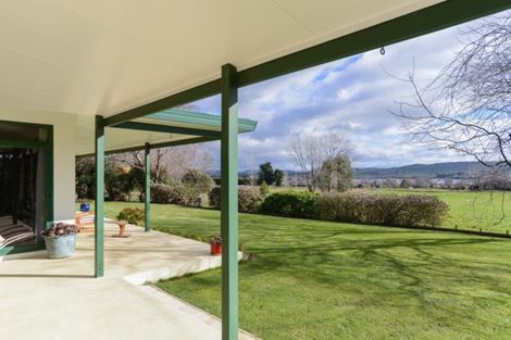 Photo of property in 400 Porangahau Road, Waipukurau, 4282