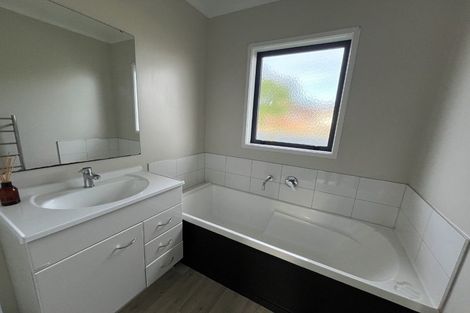 Photo of property in 77 Walmsley Road, Otahuhu, Auckland, 1062