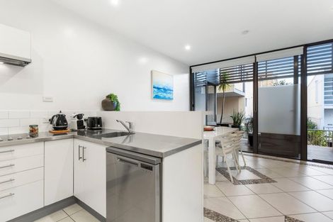 Photo of property in 96 Fisher-point Drive, Auckland Central, Auckland, 1010