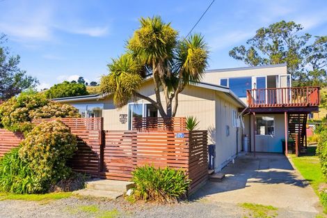 Photo of property in 872 Harington Point Road, Harington Point, Dunedin, 9077