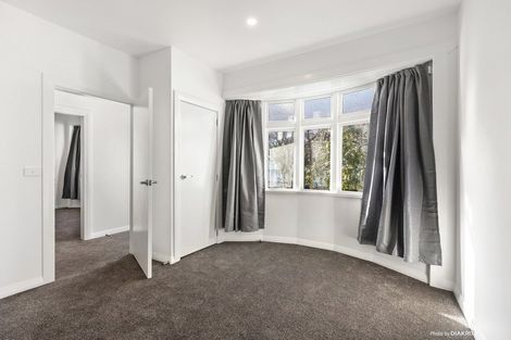 Photo of property in 68 Russell Terrace, Berhampore, Wellington, 6023