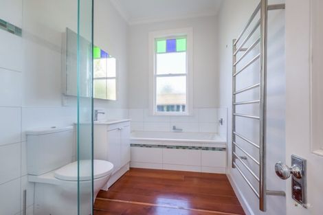 Photo of property in 17 Nikau Grove, Woburn, Lower Hutt, 5010